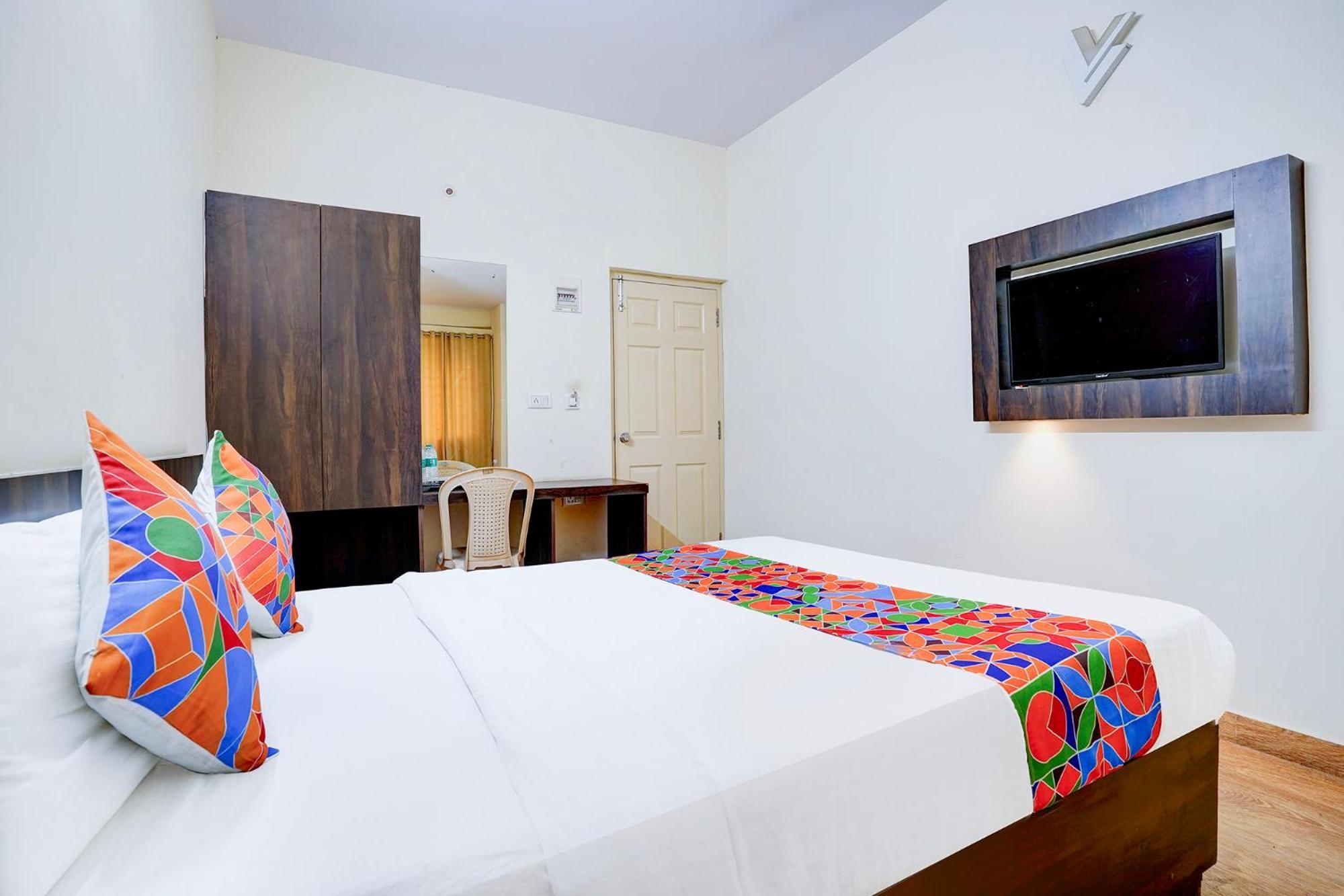 Fabhotel Grk Comforts - Jayanagar Bangalore Esterno foto