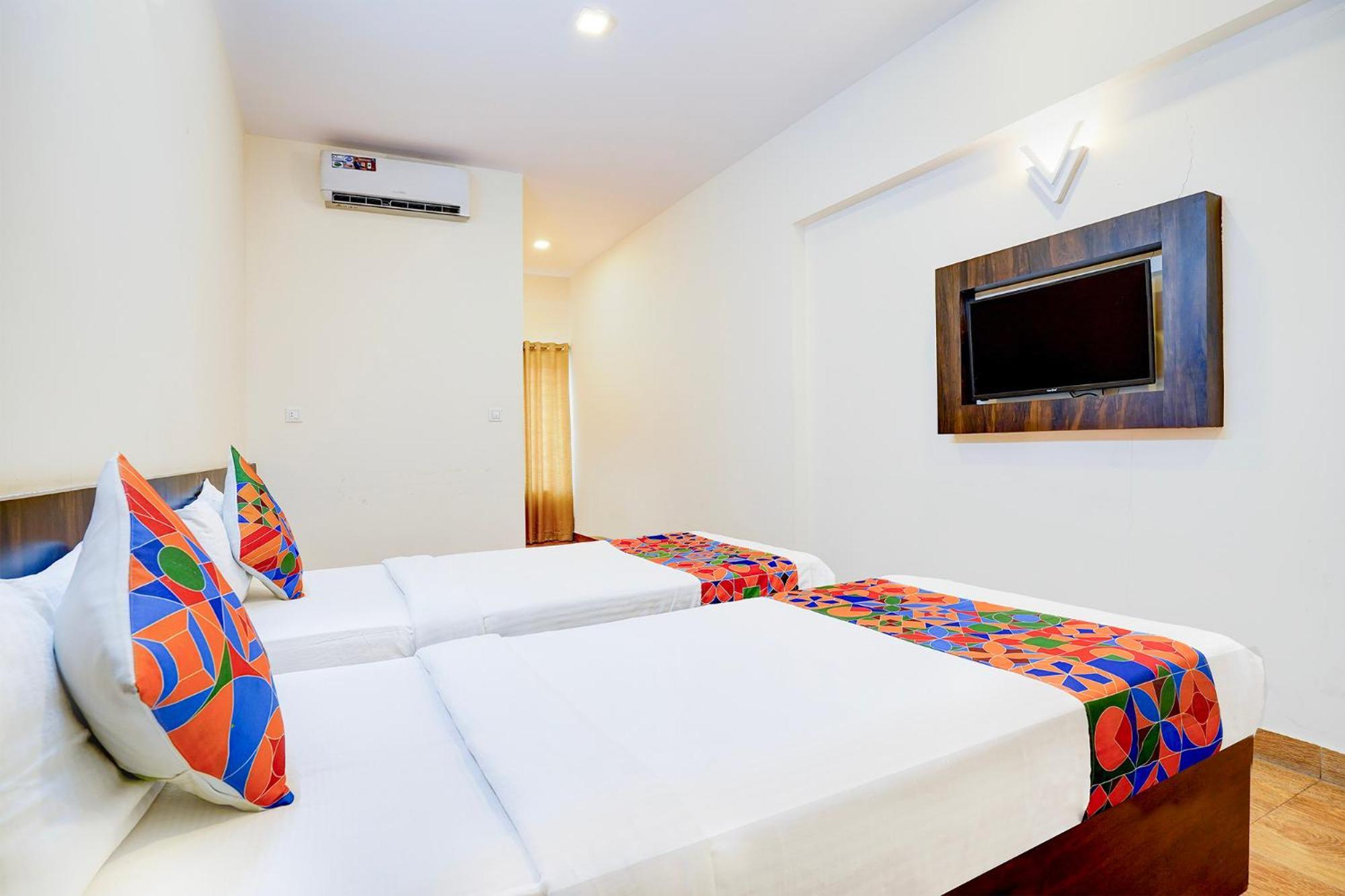 Fabhotel Grk Comforts - Jayanagar Bangalore Esterno foto