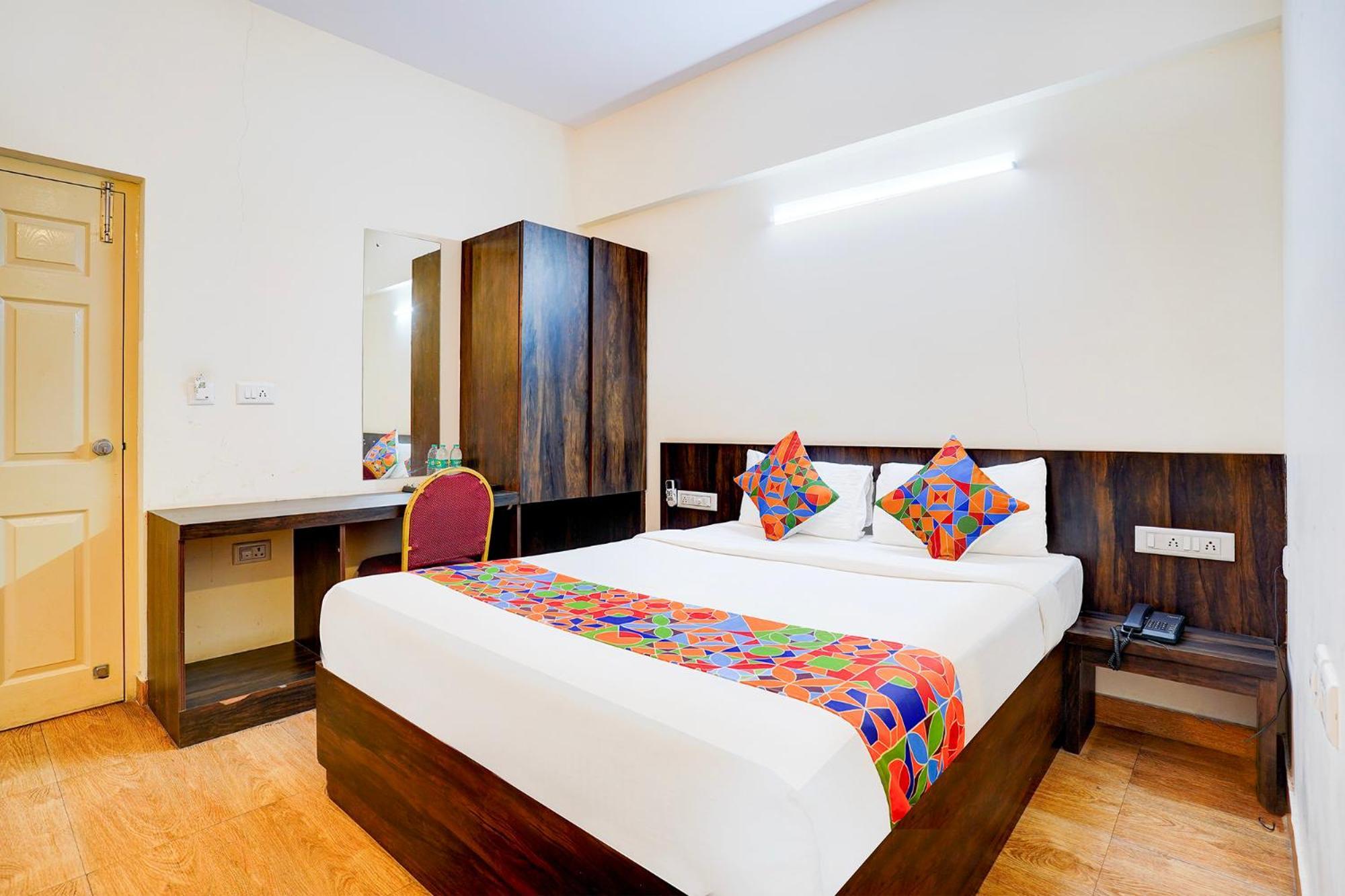 Fabhotel Grk Comforts - Jayanagar Bangalore Esterno foto