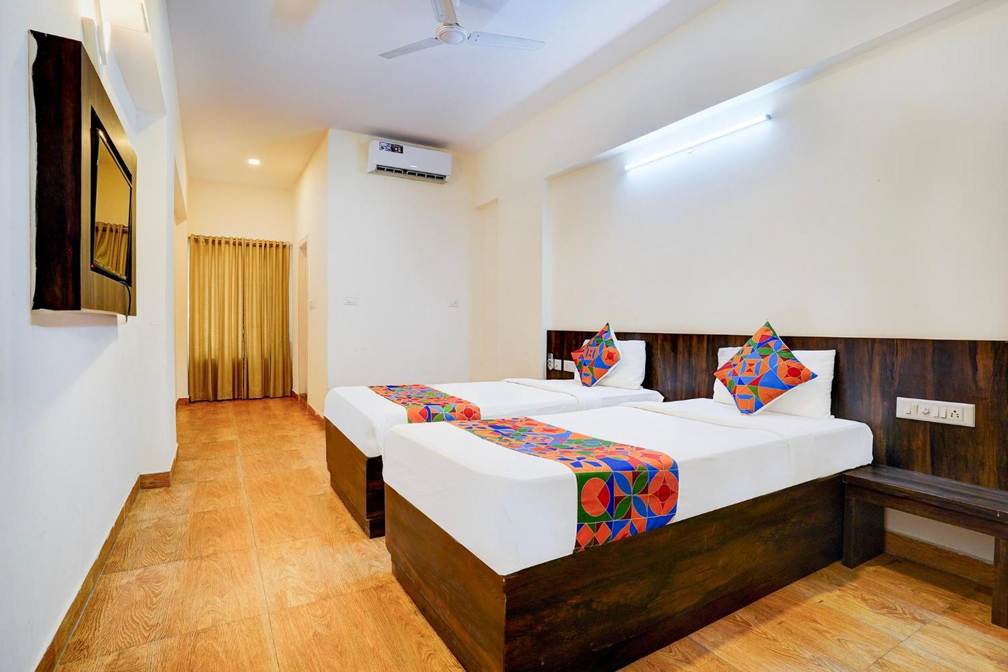 Fabhotel Grk Comforts - Jayanagar Bangalore Esterno foto